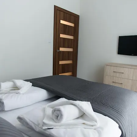 Izery, Sun & Snow Daire