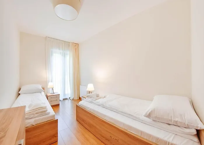 Izery, Sun & Snow Daire