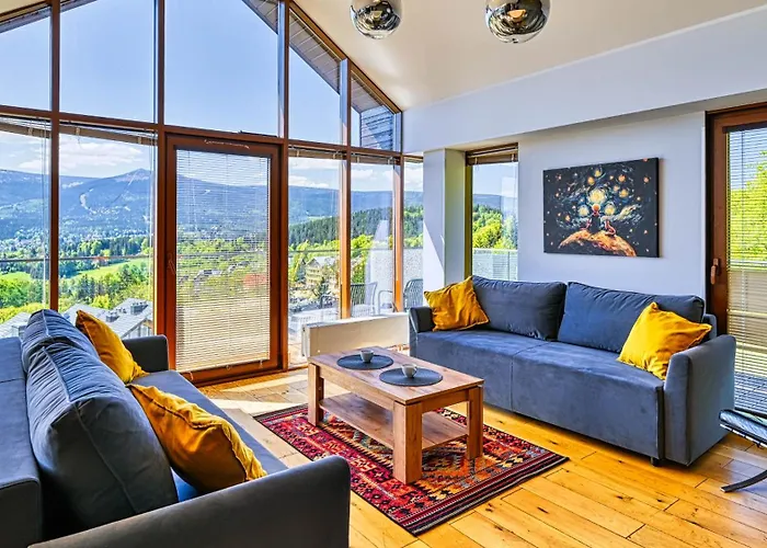 Daire Izery, Sun & Snow